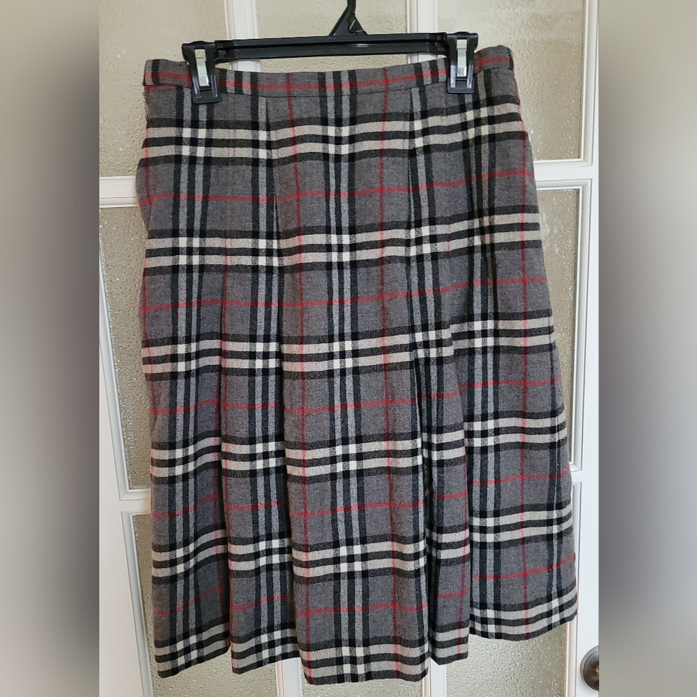 Vintage Burberrys Made in England Plaid Wool Skirt